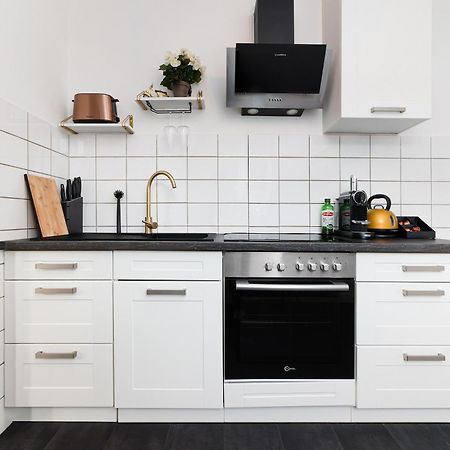 Smart Home - Wuppertal - Perfect For 4 Guests! Central - Netflix - Schwebebahn - Free Parking Zone エクステリア 写真