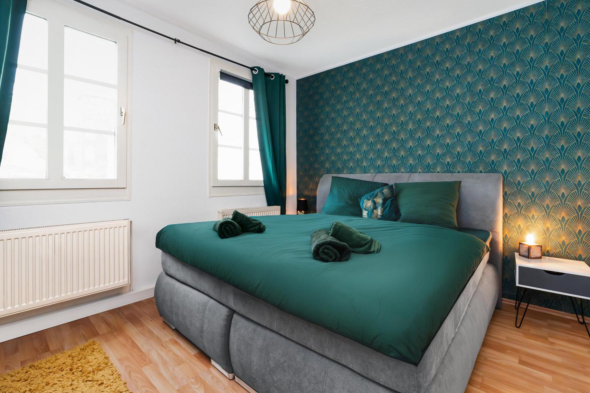 Smart Home - Wuppertal - Perfect For 4 Guests! Central - Netflix - Schwebebahn - Free Parking Zone エクステリア 写真