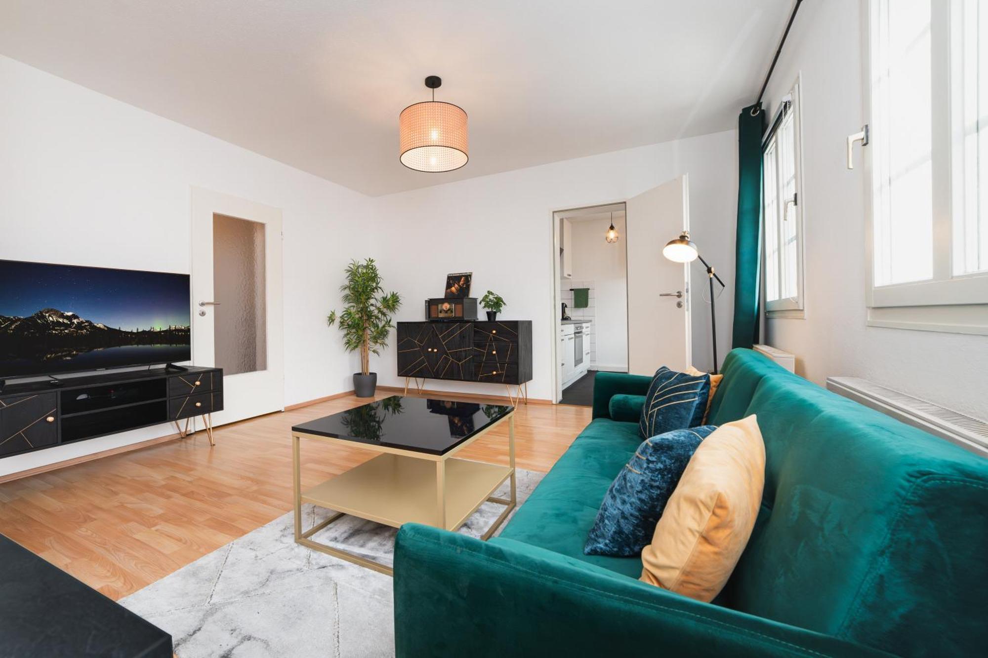 Smart Home - Wuppertal - Perfect For 4 Guests! Central - Netflix - Schwebebahn - Free Parking Zone エクステリア 写真