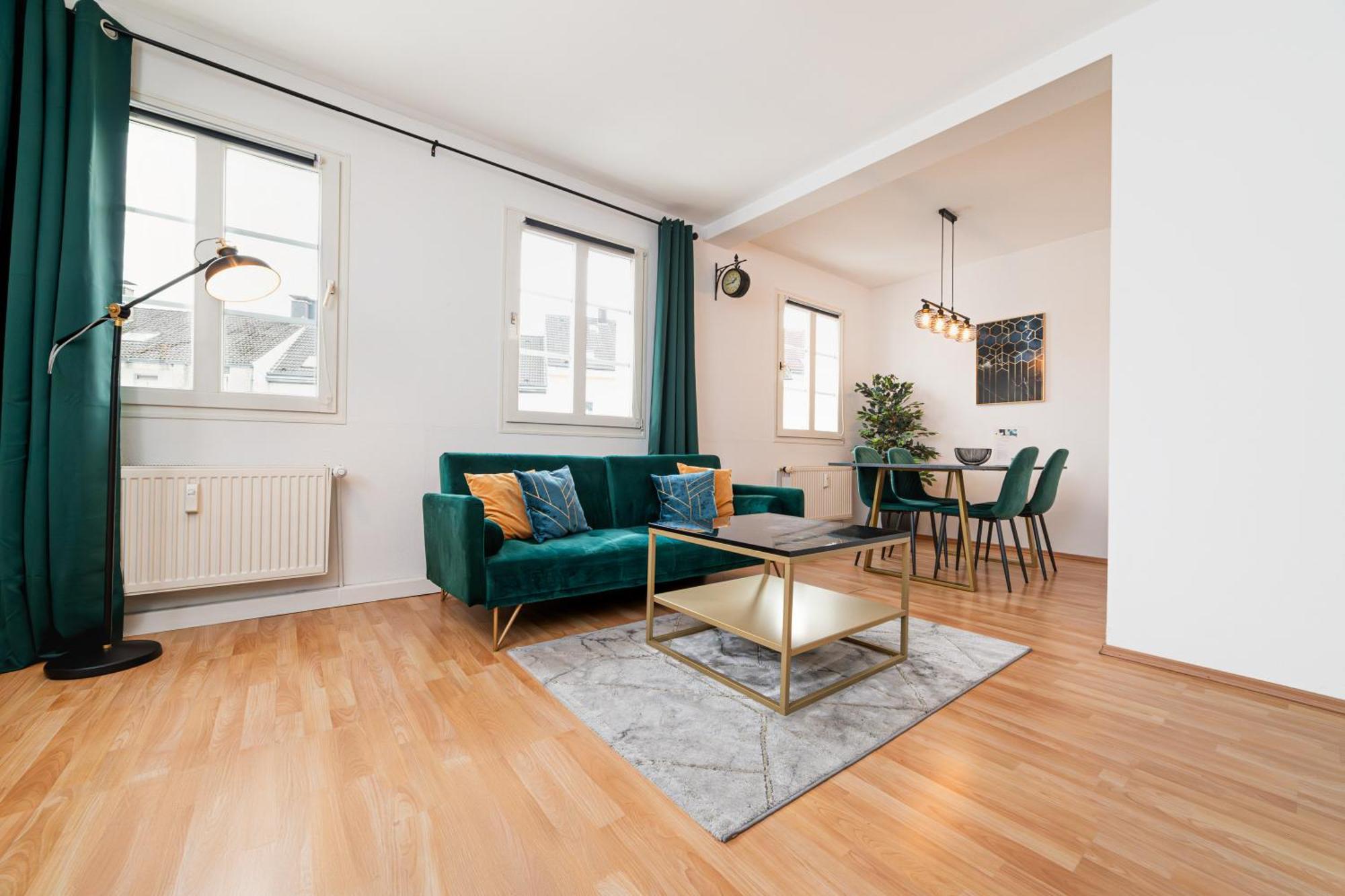 Smart Home - Wuppertal - Perfect For 4 Guests! Central - Netflix - Schwebebahn - Free Parking Zone エクステリア 写真