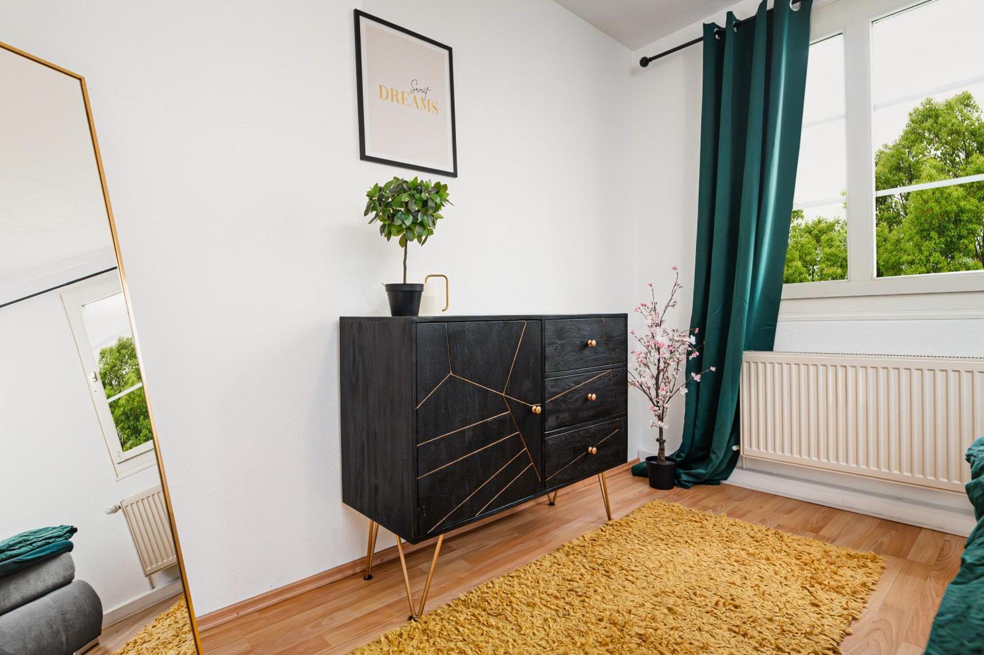 Smart Home - Wuppertal - Perfect For 4 Guests! Central - Netflix - Schwebebahn - Free Parking Zone エクステリア 写真